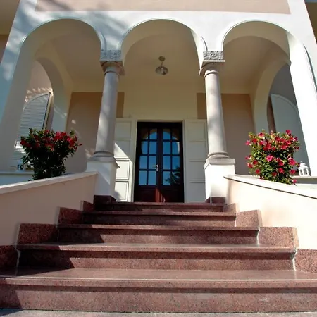 La Coralia