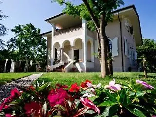 La Coralia 2*