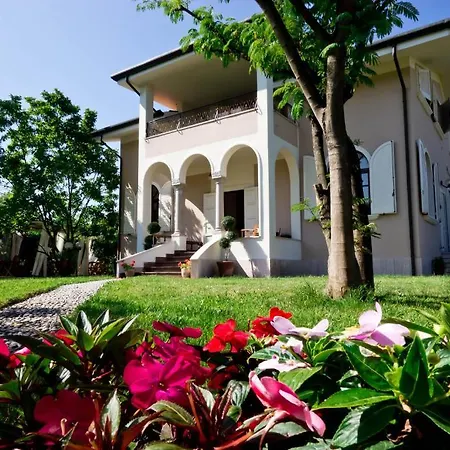 La Coralia Bed & Breakfast