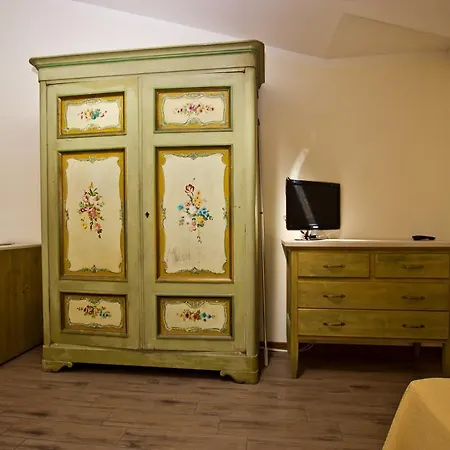 Bed & Breakfast La Coralia Massa (Tuscany)
