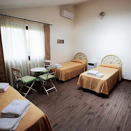 Bed & Breakfast La Coralia Massa (Tuscany)
