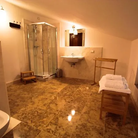 Bed & Breakfast La Coralia Massa (Tuscany)