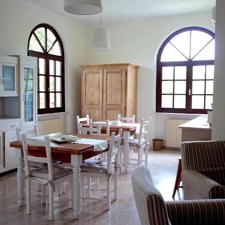 La Coralia 2* Massa (Tuscany)