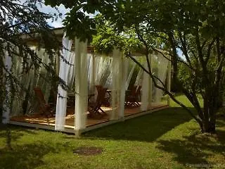La Coralia Bed & Breakfast 2*